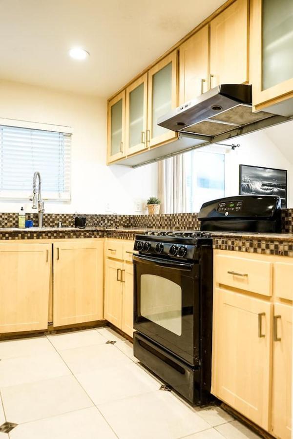 Newport Beach House 1 Blk To Beach And 25 Min To Disney Bagian luar foto